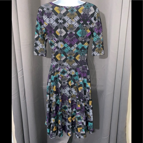 Woman’s dress - Picture 2 of 3